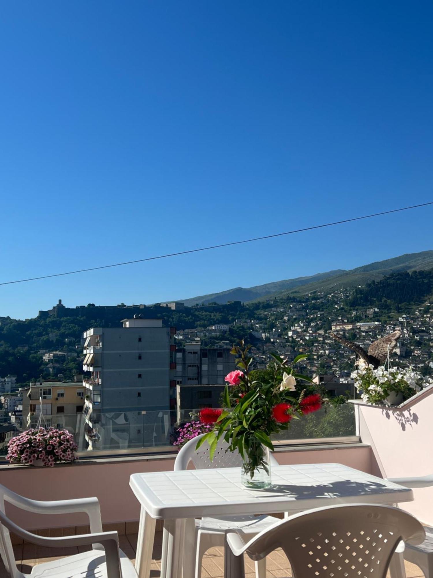 Flower Terrace Apartment Gjirokaster Exterior photo