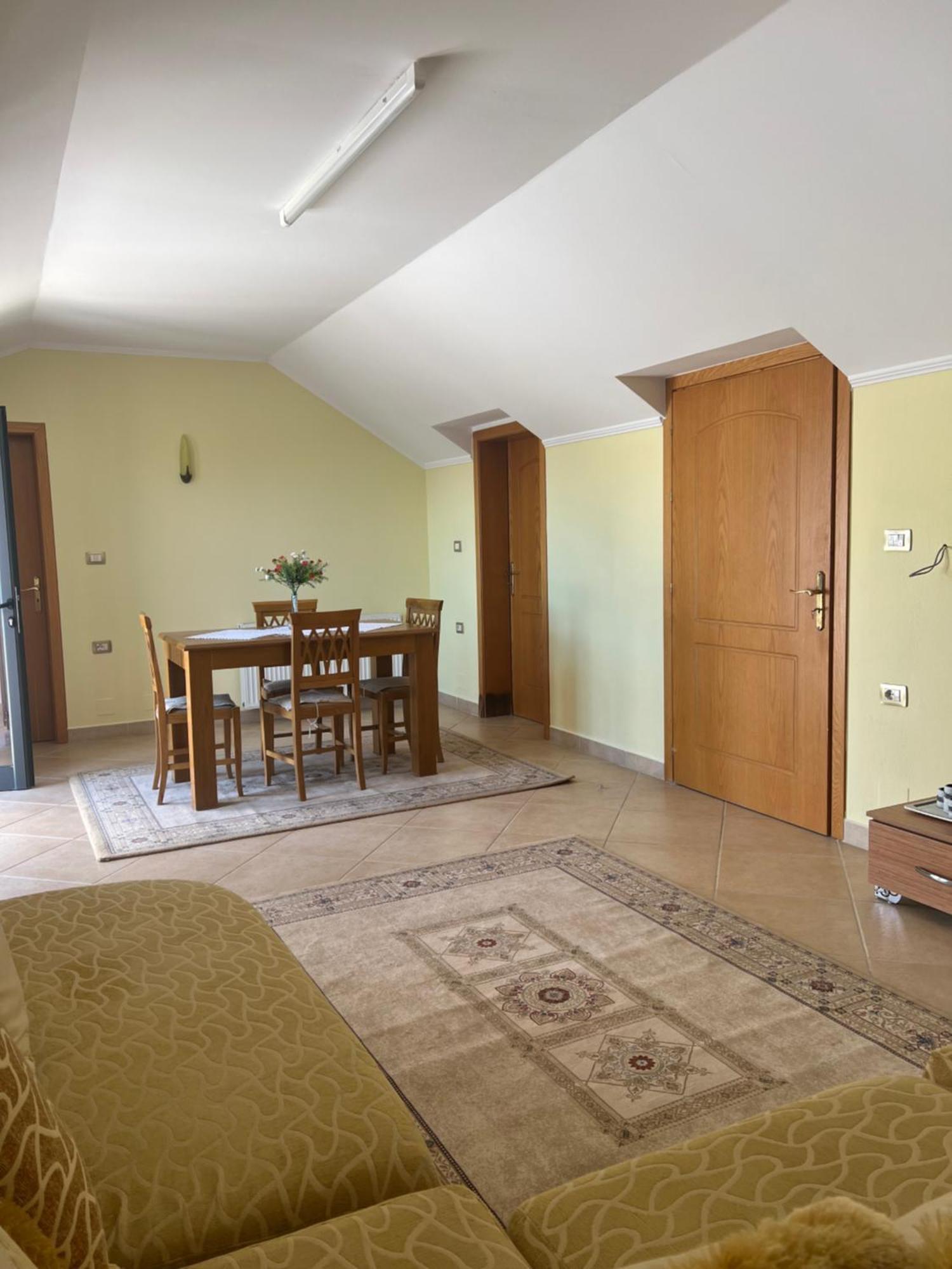 Flower Terrace Apartment Gjirokaster Exterior photo